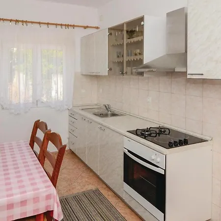 Stunning In W/ Wifi And 1 Bedrooms Apartment
