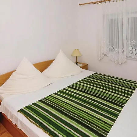 Stunning In W/ Wifi And 1 Bedrooms Orebic