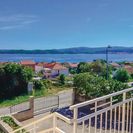 Stunning In W/ Wifi And 1 Bedrooms Orebić